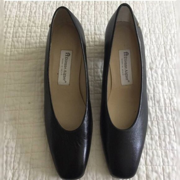 Etienne Aigner Sarah Black Block Heels size 5.5 - Picture 4 of 9